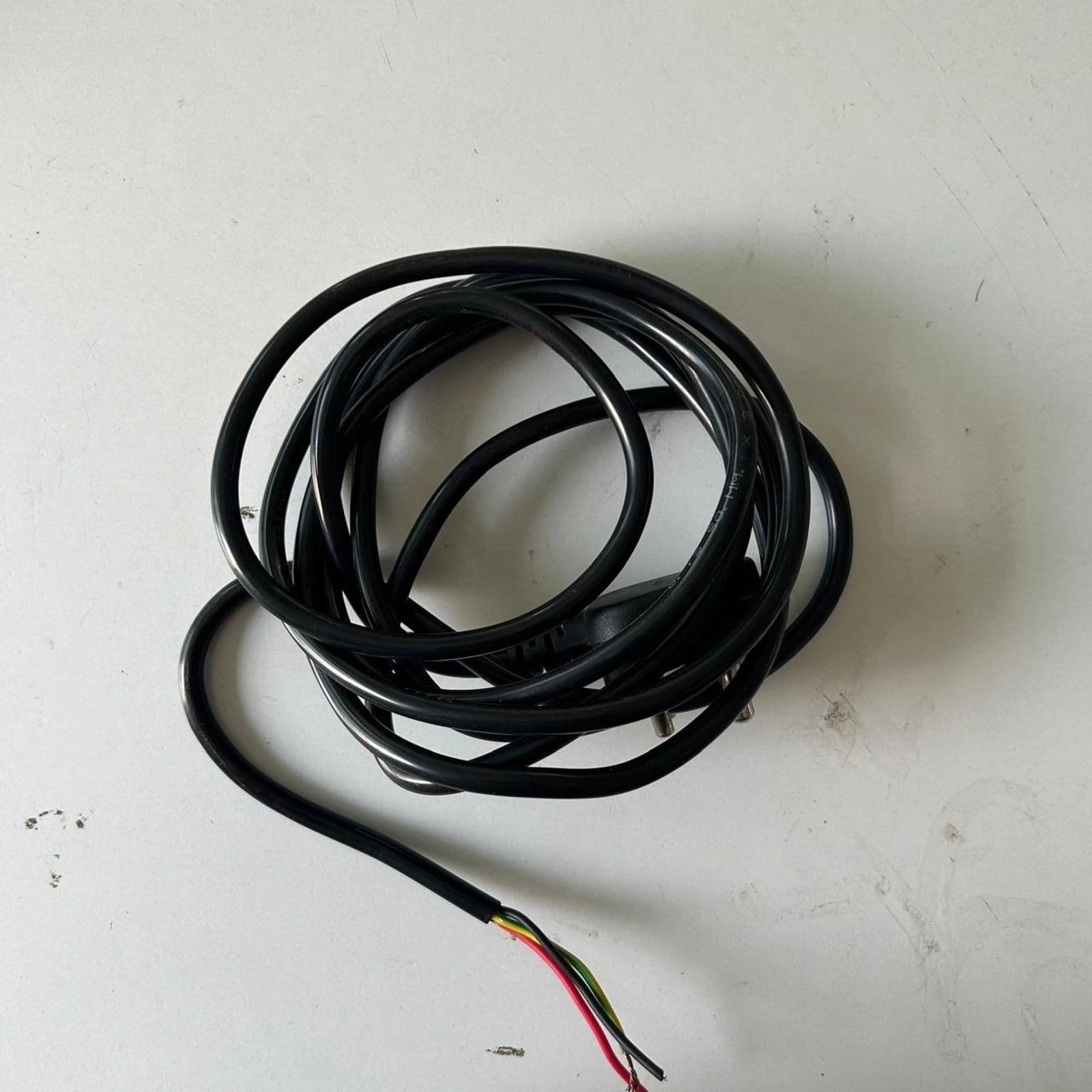 Metro and railway cable harnesses for transportation industries by VezeWire