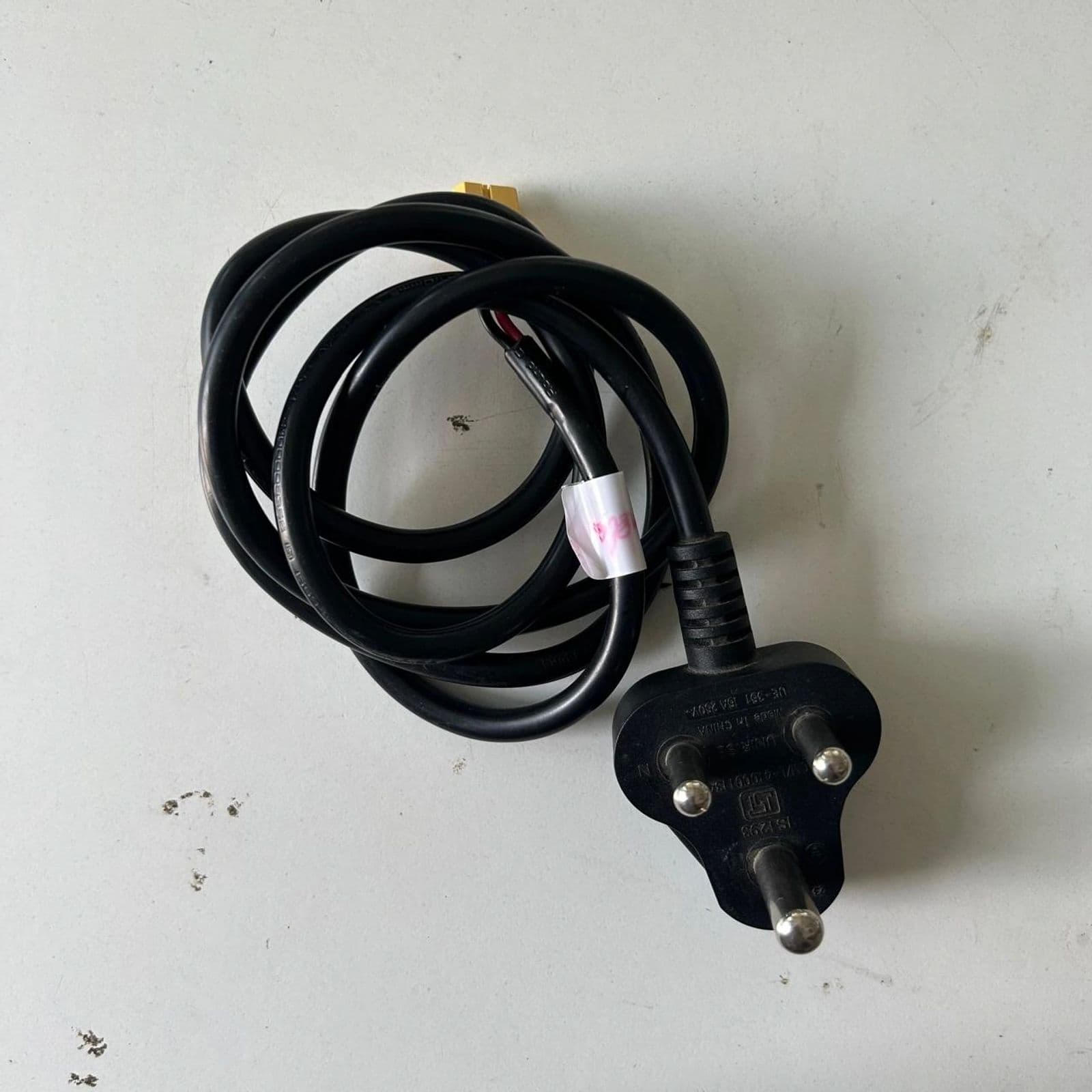 Tested and quality-assured cable harness solutions for aerospace and defense by VezeWire.